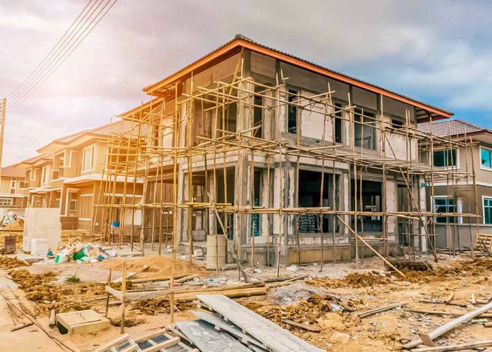 Construcción de vivienda se derrumba a mínimos de la última década