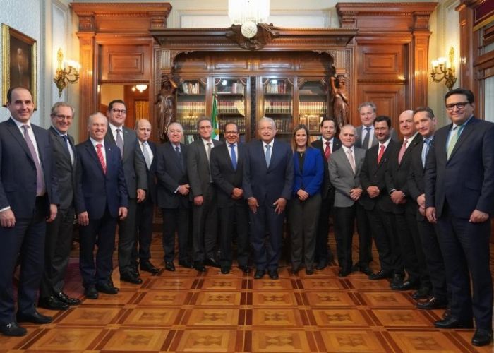 El presidente López Obrador y empresarios en febrero de 2022 en Palacio Nacional (Foto: lopezobrador.org.mx)