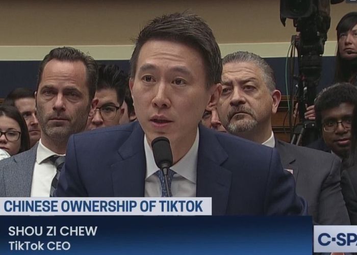 Shou Zi Chew, CEO de TikTok, testifica ante el Congreso de EU el 23 de marzo (Imagen: Cuenta de Twitter de CSpan)