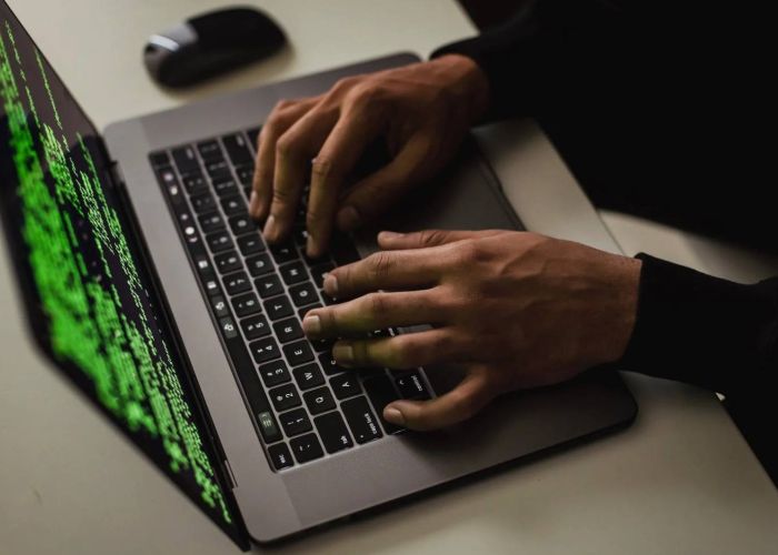 Meta ha implementado algunas estrategias para contrarrestar esta problemática, entre ellas, un nuevo soporte de eliminación del malware. (Imagen: Pexels)