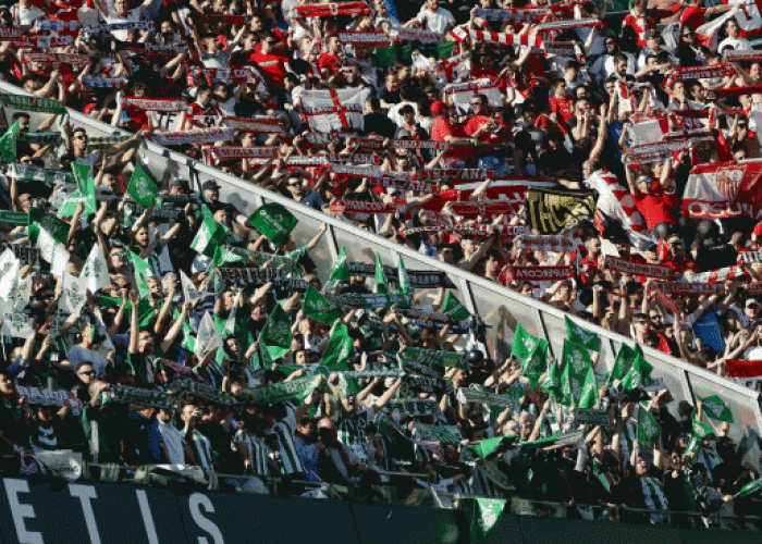 El color del derbi sevillano (Foto de Ok Diario)