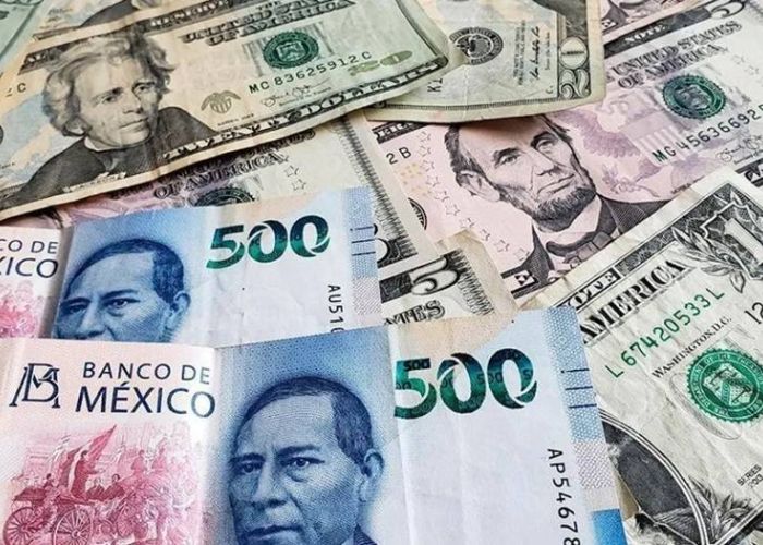 El peso mexicano gana terreno frente a un dólar débil.