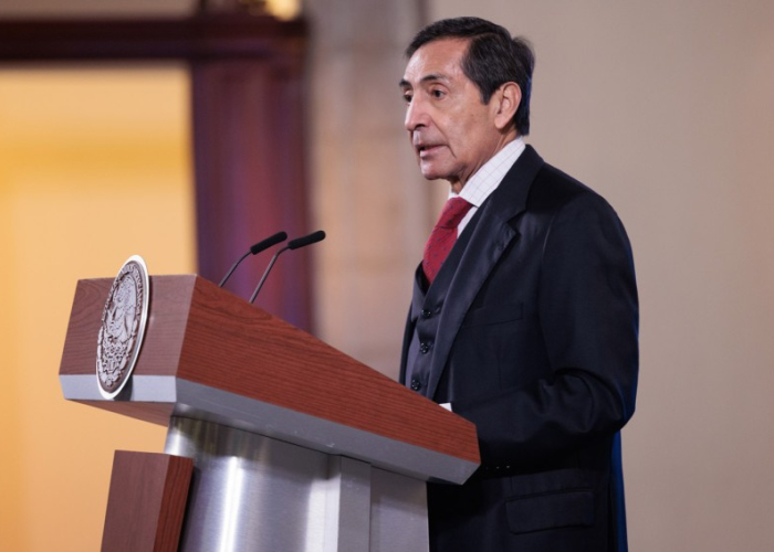 Rogelio Ramírez de la O, secretario de Hacienda.