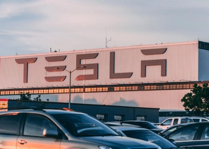 Al cierre del día de hoy, las acciones de Tesla cayeron hasta un 9.30%. (Imagen: Pexels)