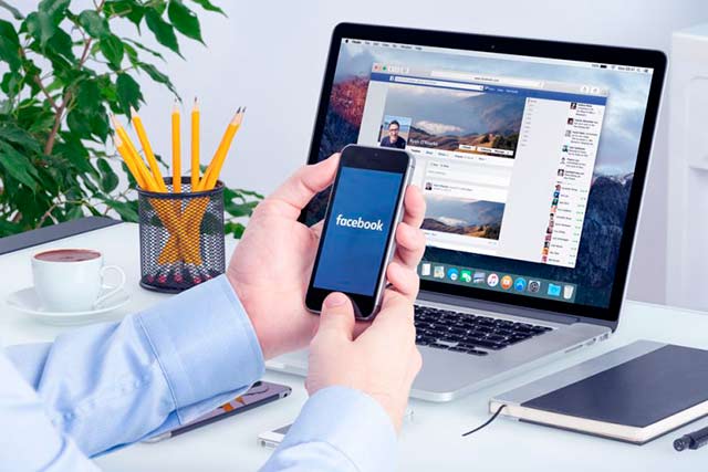 Algunos editores opinan que Facebook debería pagar a los medios de calidad por publicar su contenido en la plataforma.