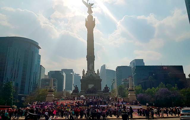 En la marcha del 8 de marzo en CDMX, se calcularon 3 mil asistentes.