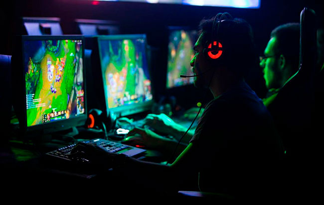 Los premios por ganar un torneo de eSports pueden ser de cientos de miles de dólares (Foto: Clément Grandjean)