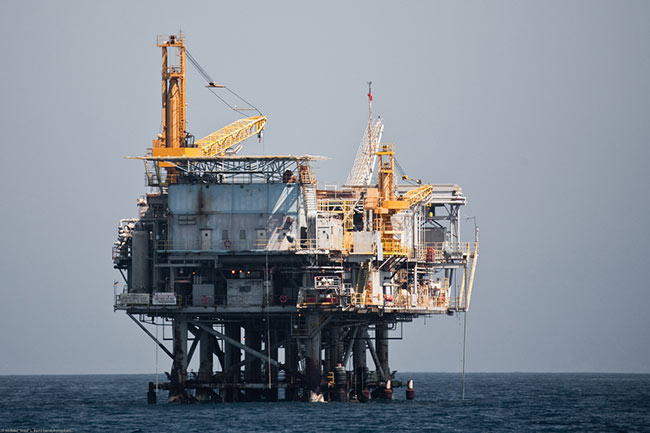 AMLO ha sido crítico de la reforma energética por su apertura del sector petrolero (Foto: Mike Baird)