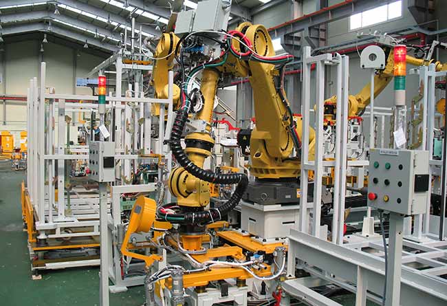 La automatización ya está presente en la industria manufacturera (Foto: Mixabest)