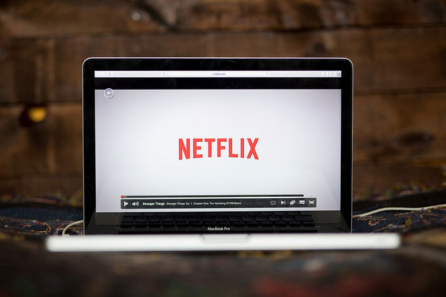 Netflix continua como lider entre las cuentas over the top contratadas por los lationamericanos