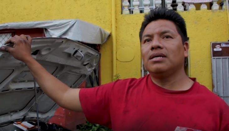 Familias enteras pagan el precio del tren mexico toluca