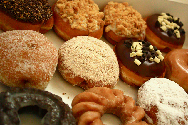 Krispy Kreme es propiedad de JAB Holdings, competencia de Starbucks y Nestlé.