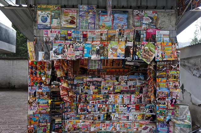 Los paquetes de publicidad para políticos no necesariamente se incluyen en los medios noticiosos. Foto: César Guadarrama