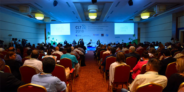 conferencia sobre el espectro radioeléctrico en la CLT. Foto: CLT