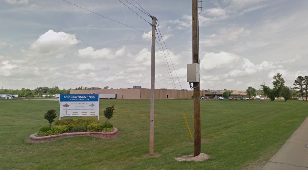 La empresa Mid-Continent Nail no puede pagar los aranceles al acero y aluminio impuestos por Trump.