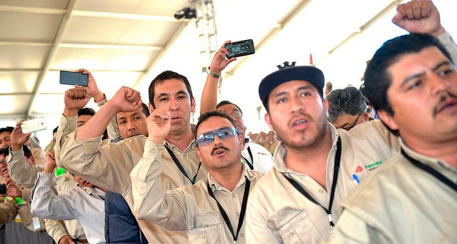 Trabajadores de Pemex. Foto: Presidencia