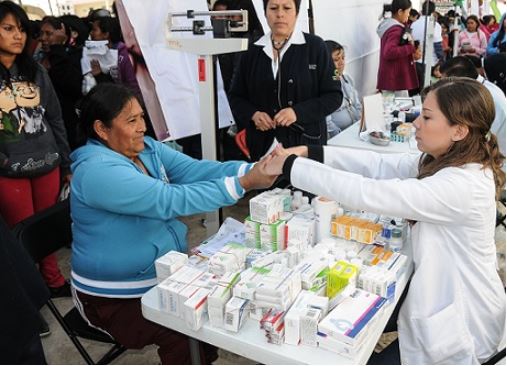 En México 45% del gasto total en salud va por cuenta del ciudadano.