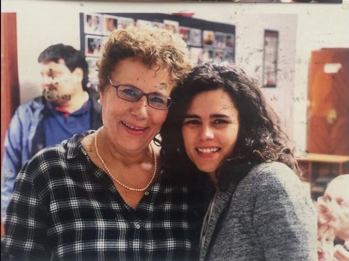 Luisa Alcalde y su mamá Bertha Luján