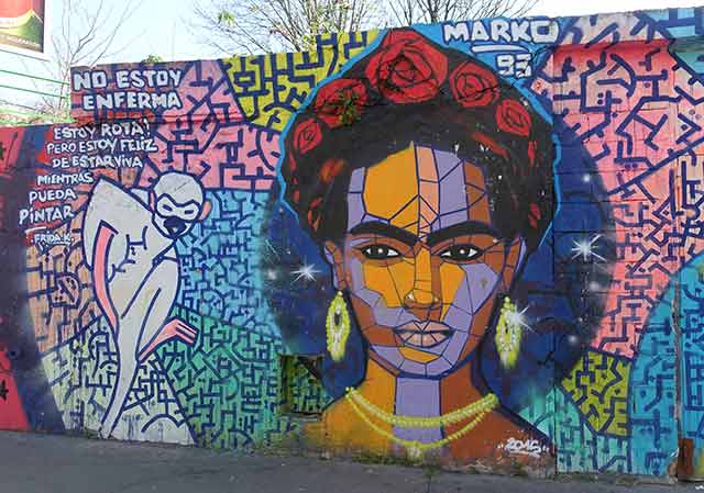 Un 21 de junio, el servicio postal estadounidense creó una estampilla de Frida Kahlo